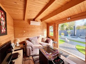 Photo 35- click for photo gallery